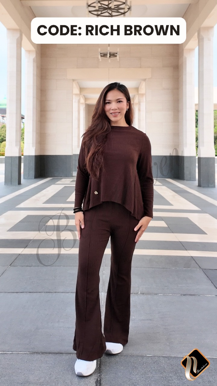 Leora Set in Rich Brown (Free Size)