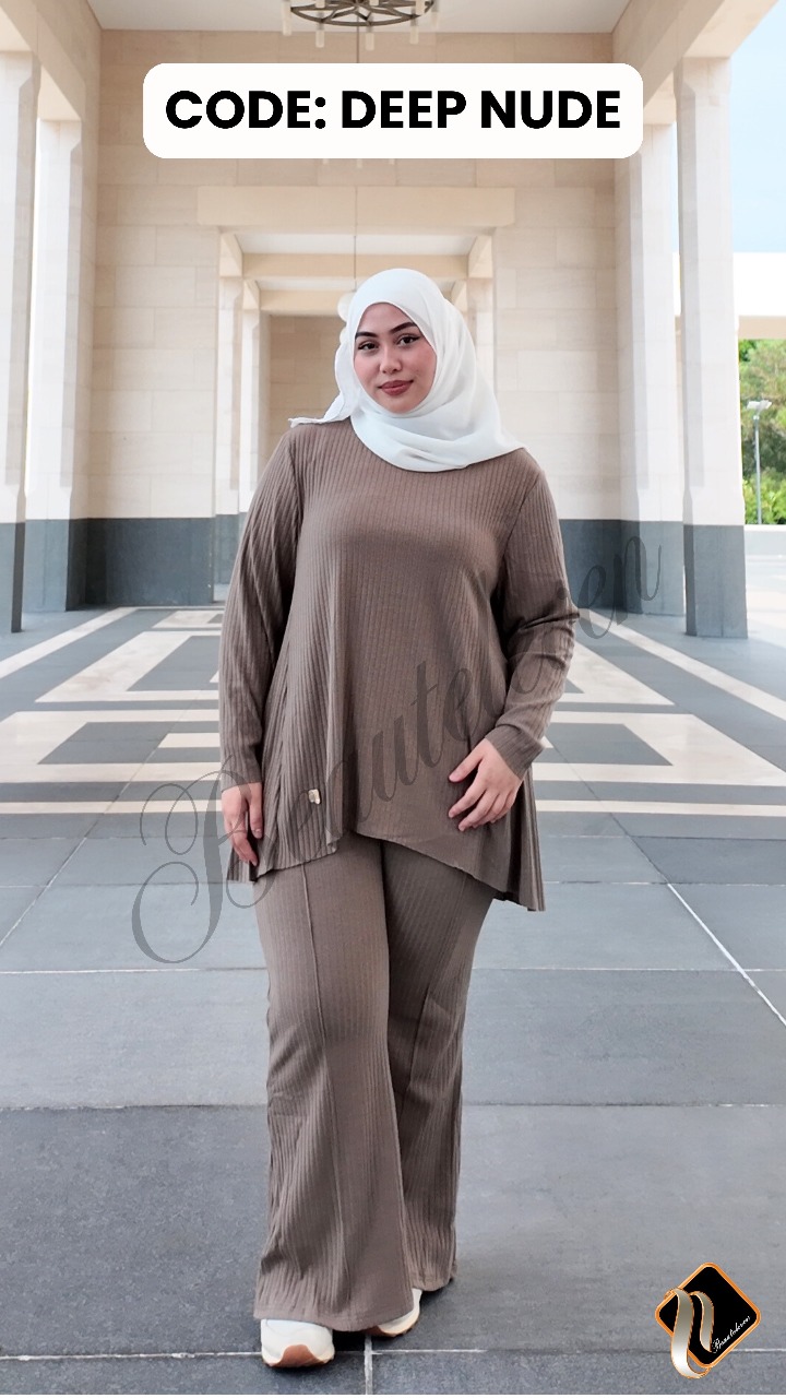 Leora Set in Deep Nude (Plus Plus Size)